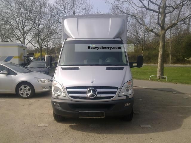 Mercedes-Benz Sprinter 318 2007 Technical specifications ...
