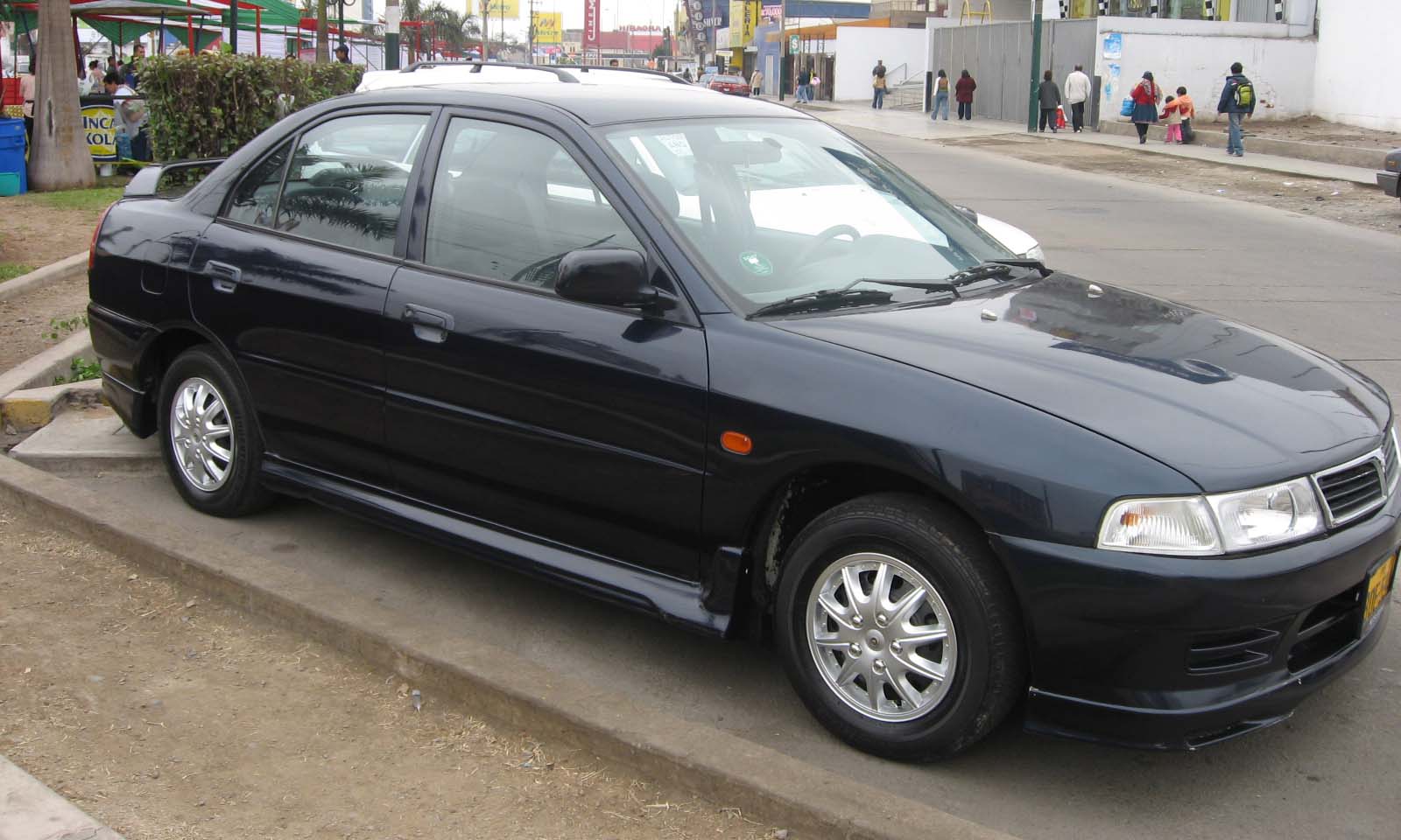 Mitsubishi Lancer 1.5 1999 Technical specifications