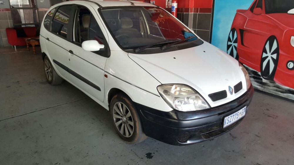 Renault Scenic 1.4 2000 Technical specifications