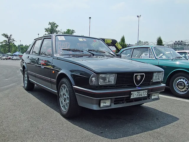 Alfa Romeo Giulietta 2.0 1985 photo - 2