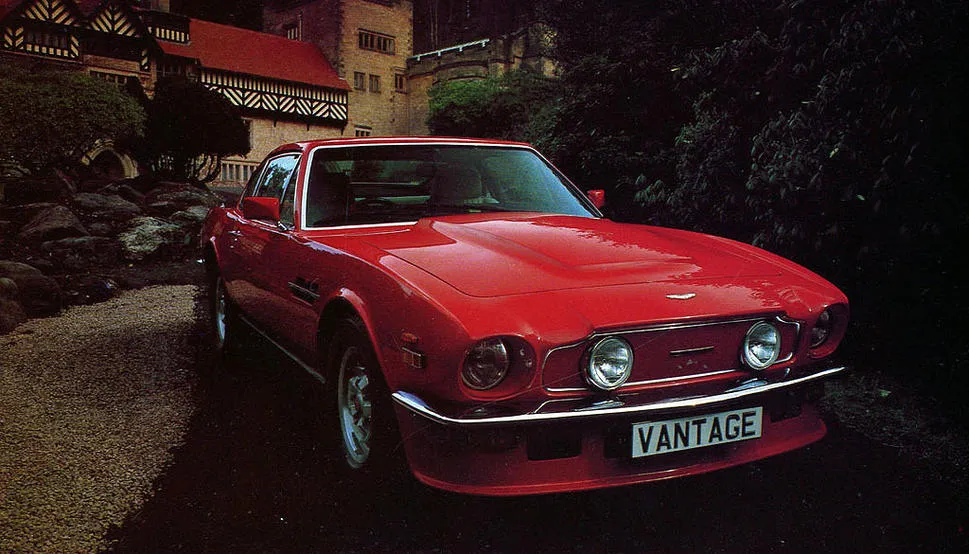 Aston Martin Vantage 5.3 1977 photo - 6