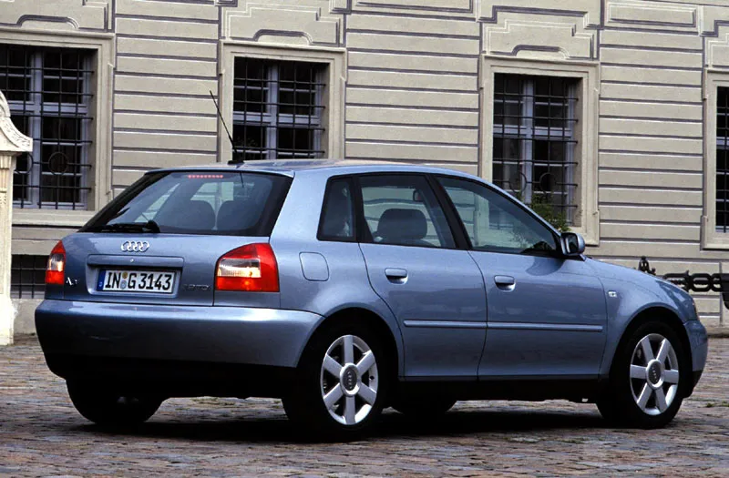 Audi A3 1.6 2000 photo - 6