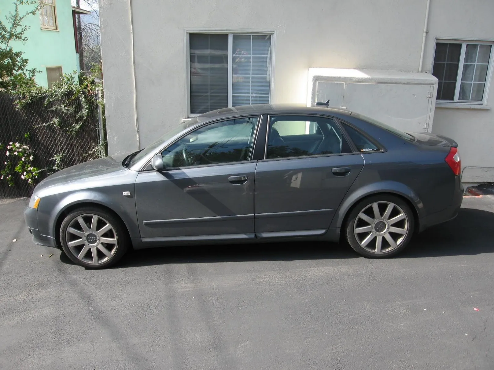 Audi A4 1.8 2005 photo - 1
