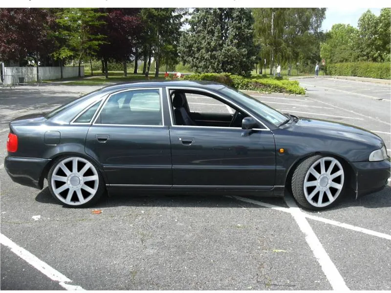 Audi A4 1.9 1998 photo - 5