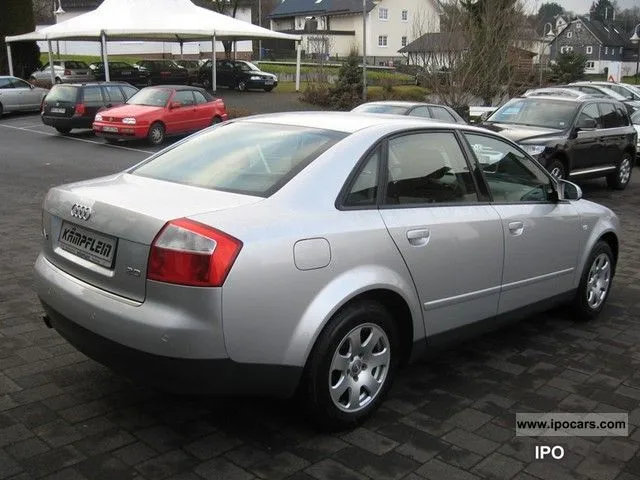 Audi A4 2.0 2001 photo - 2