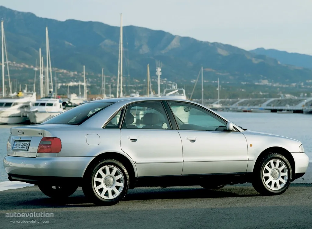 Audi A4 2.5 1998 photo - 9