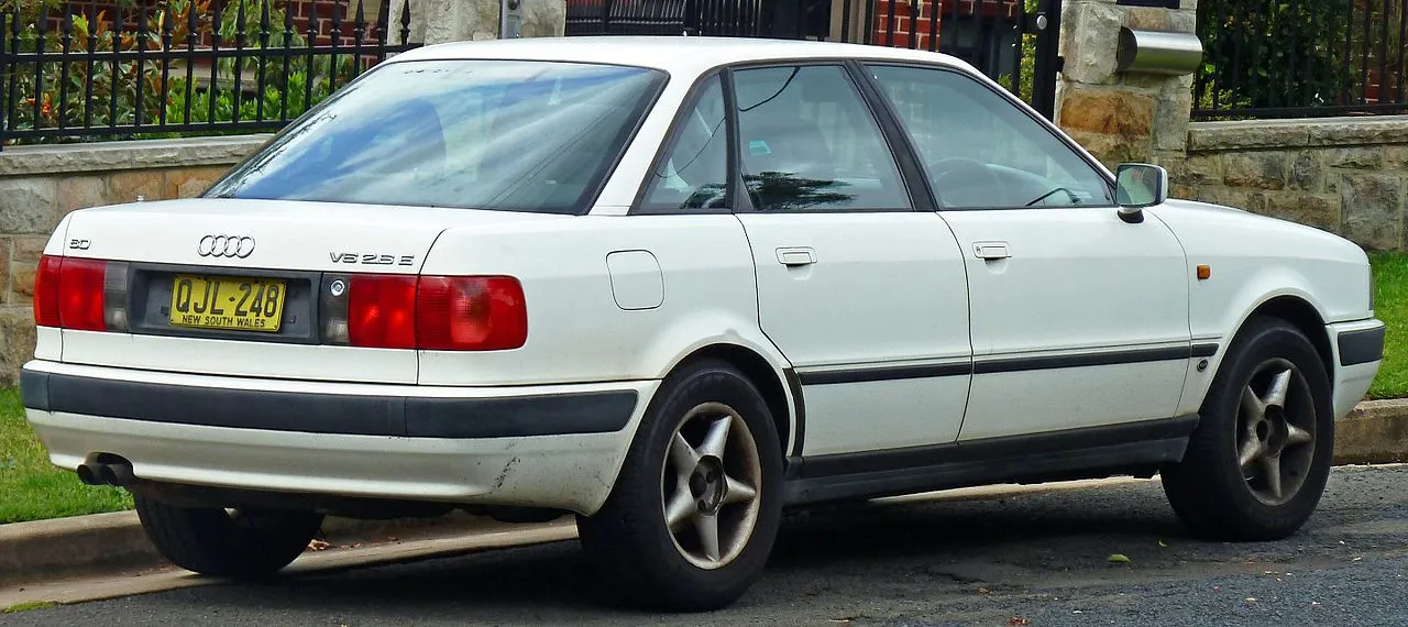 Audi A4 2.6 1993 photo - 8