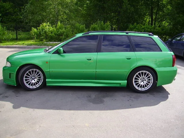 Audi A4 2.6 1996 photo - 9
