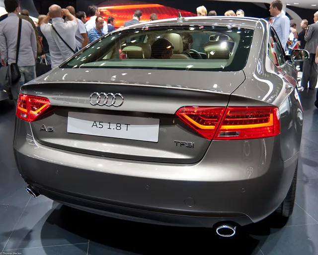 Audi A5 1.8 2012 photo - 5