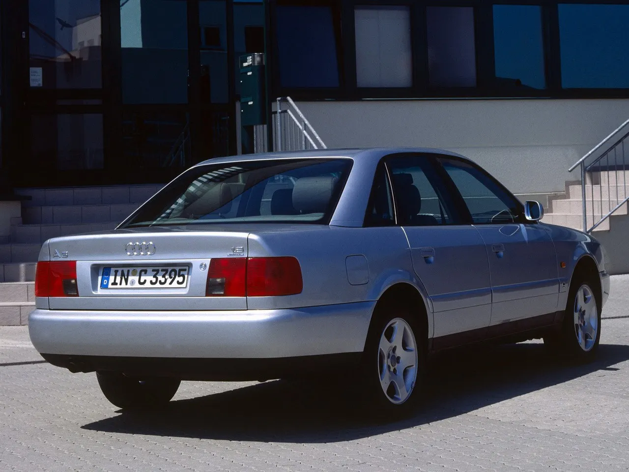 Audi A6 1.8 1994 photo - 5