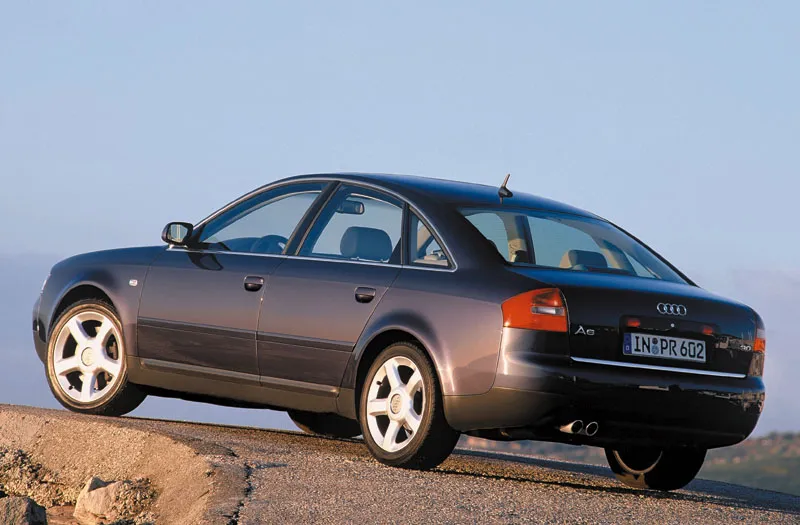 Audi A6 1.8 2001 photo - 1