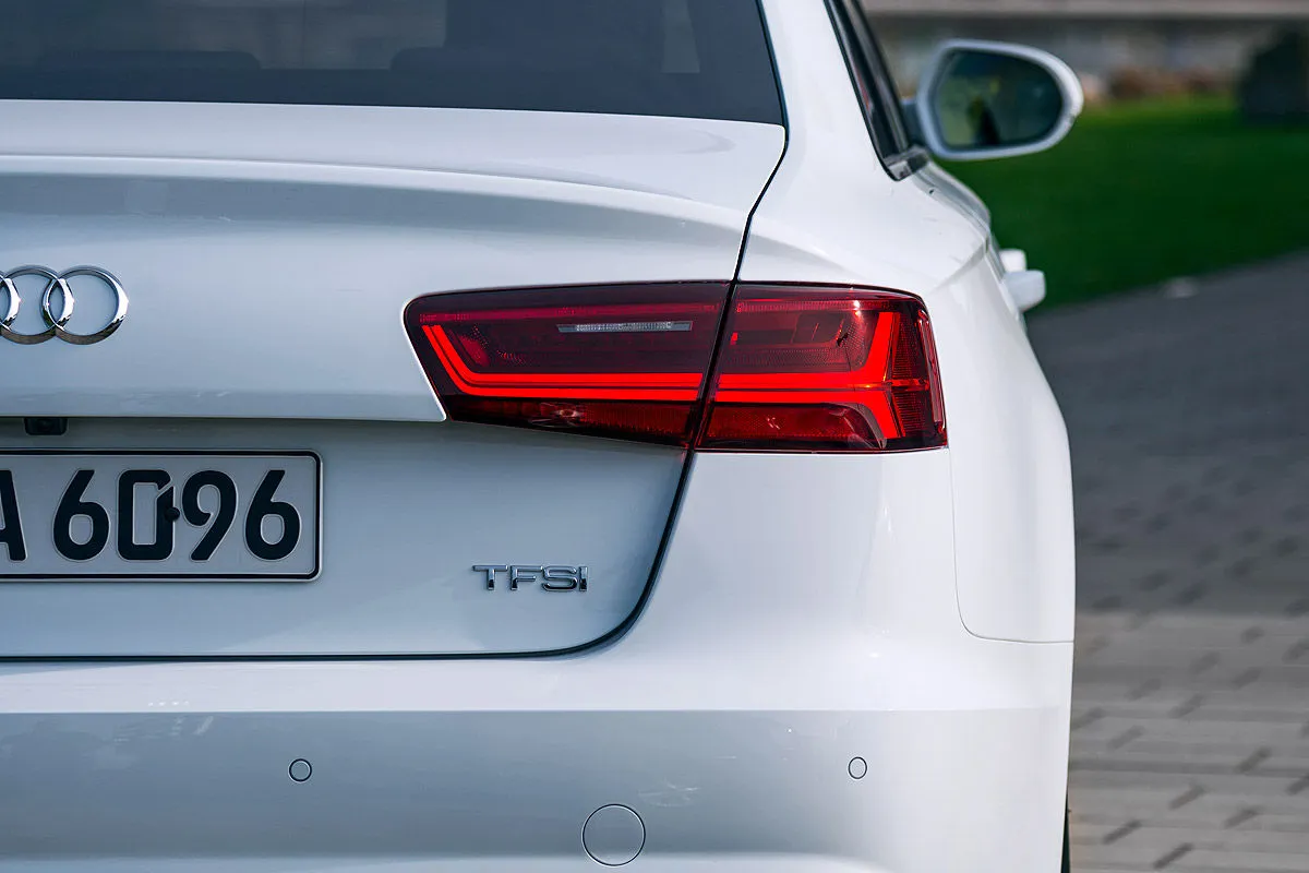 Audi A6 1.8 2014 photo - 6