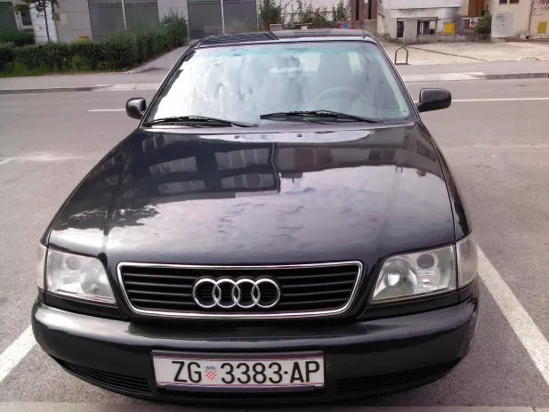 Audi A6 1.9 1996 photo - 5