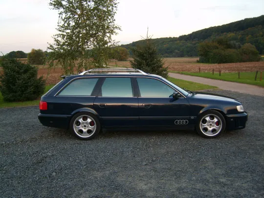 Audi A6 2.0 1996 photo - 12