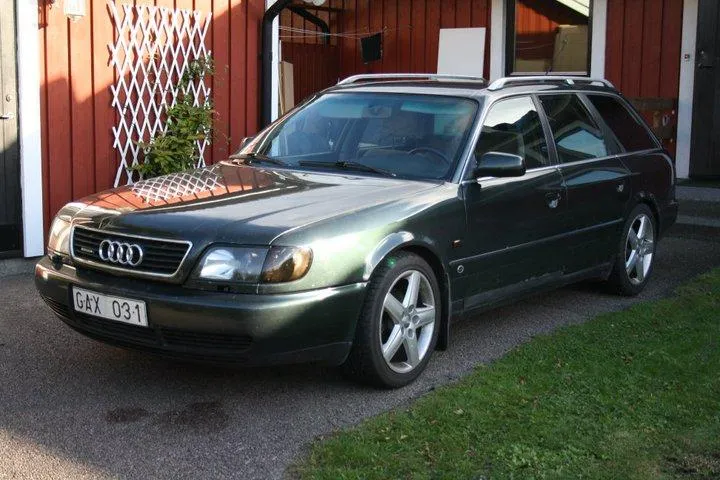 Audi A6 2.0 1996 photo - 9