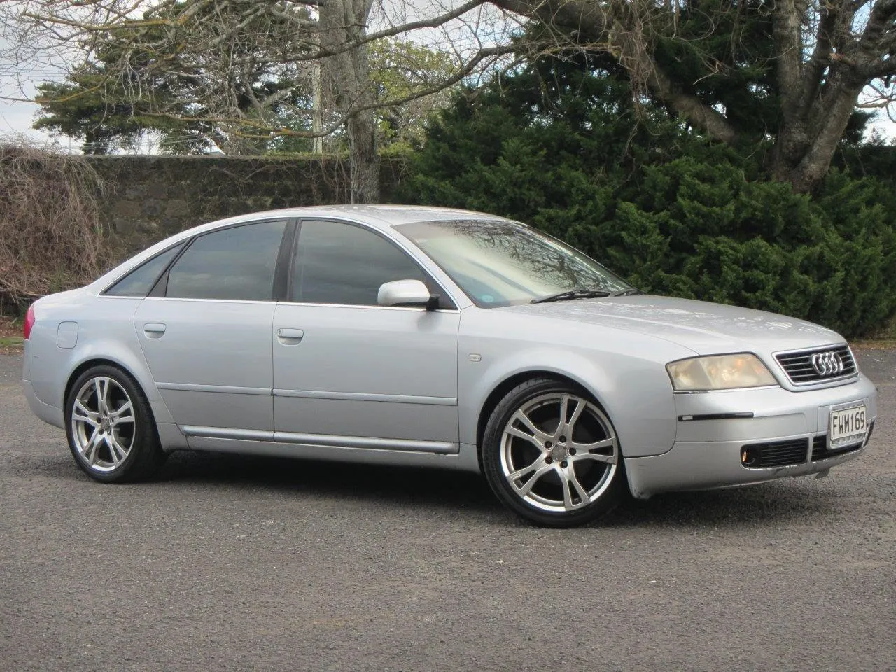 Audi A6 2.4 1999 photo - 3