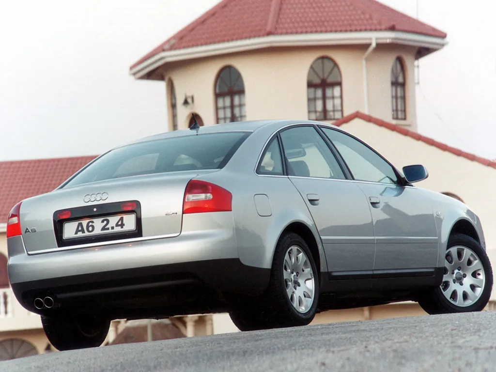 Audi A6 2.4 2001 photo - 1