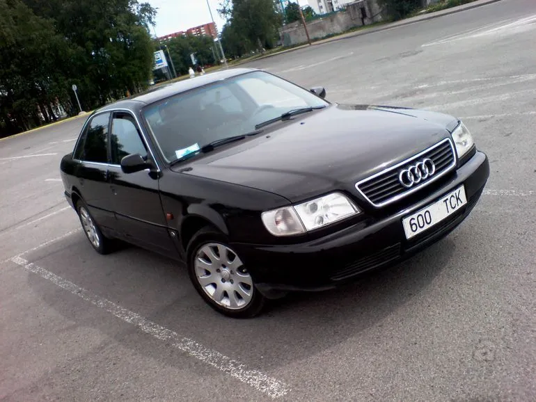 Audi A6 2.6 1996 photo - 9