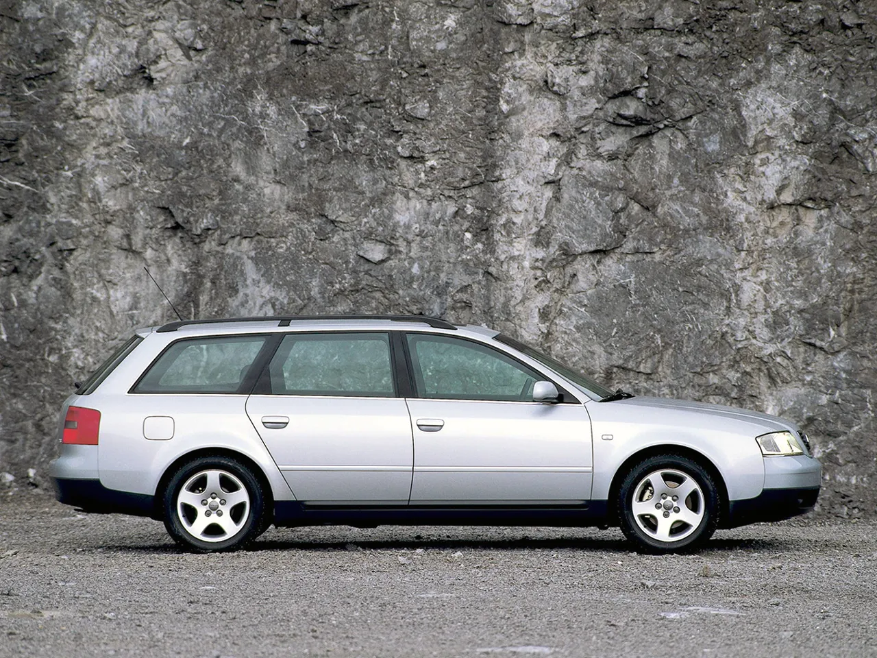 Audi A6 2.8 1994 photo - 8
