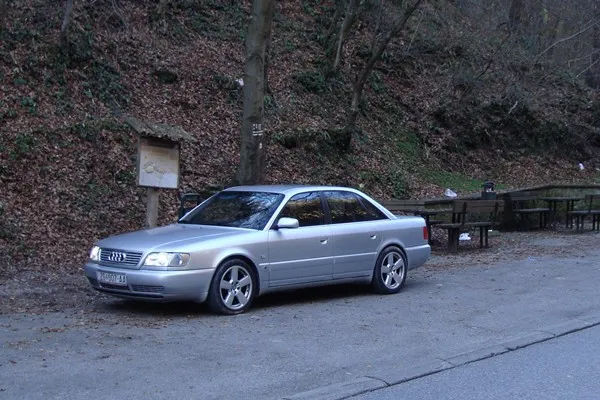 Audi A6 2.8 1997 photo - 8