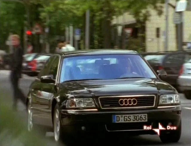 Audi A8 2.5 1999 photo - 1