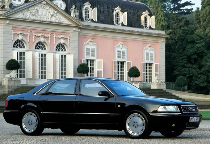 Audi A8 2.8 1994 photo - 7