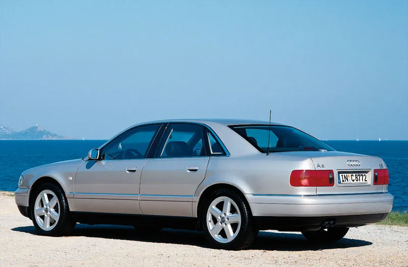 Audi A8 3.7 1999 photo - 10