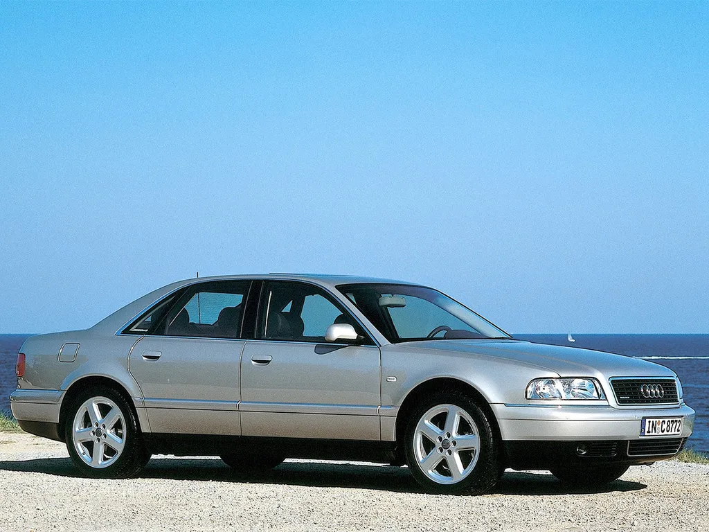 Audi A8 4.2 1999 photo - 8
