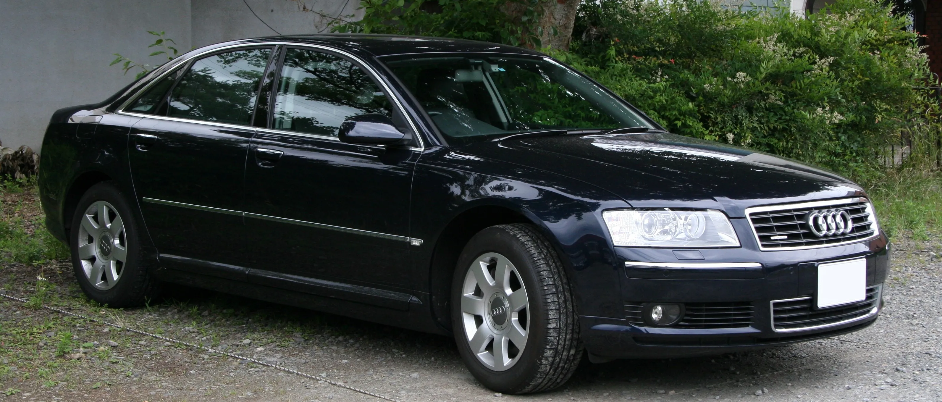 Audi A8 4.2 2005 photo - 10