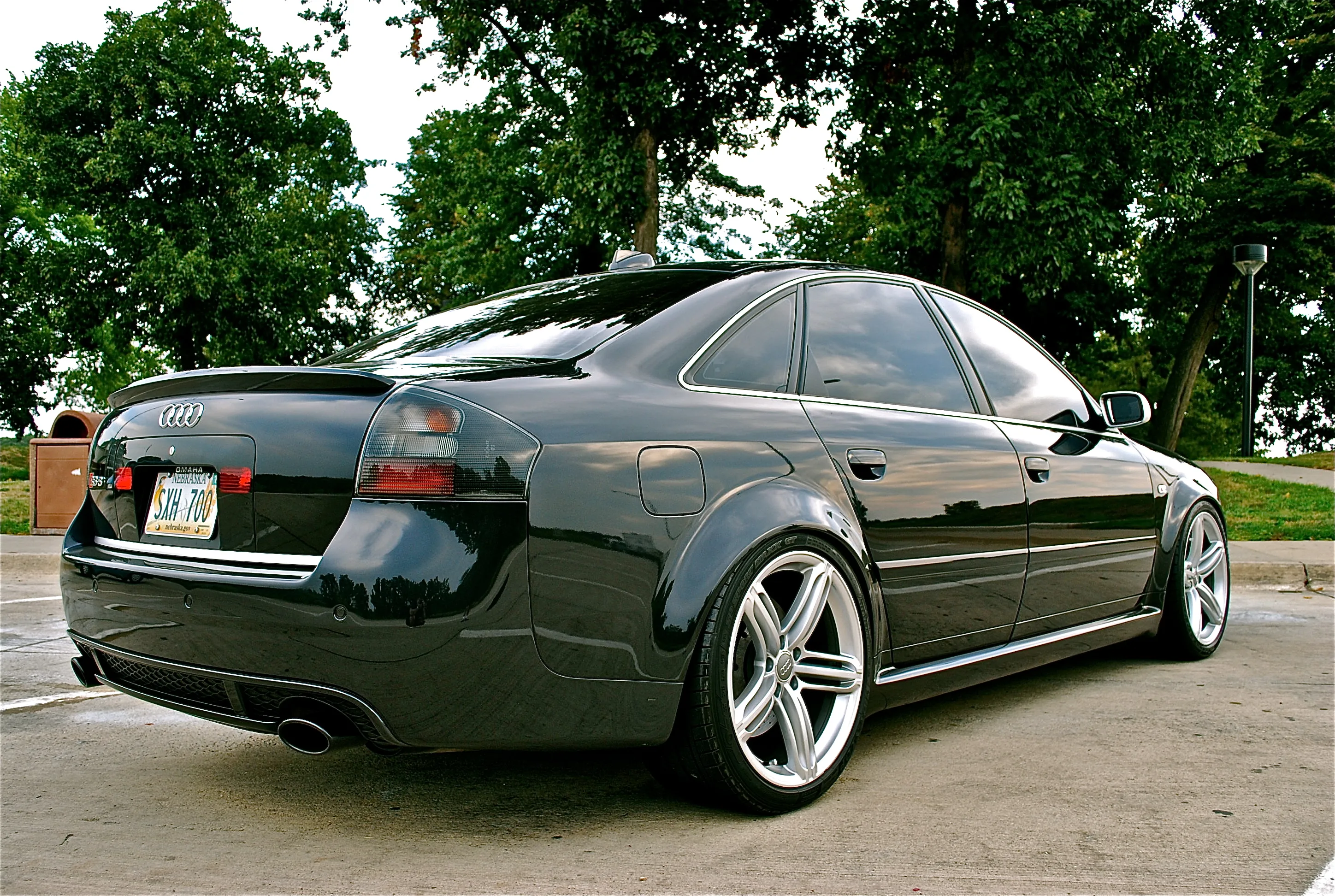 Audi RS 6 4.2 2003 photo - 3