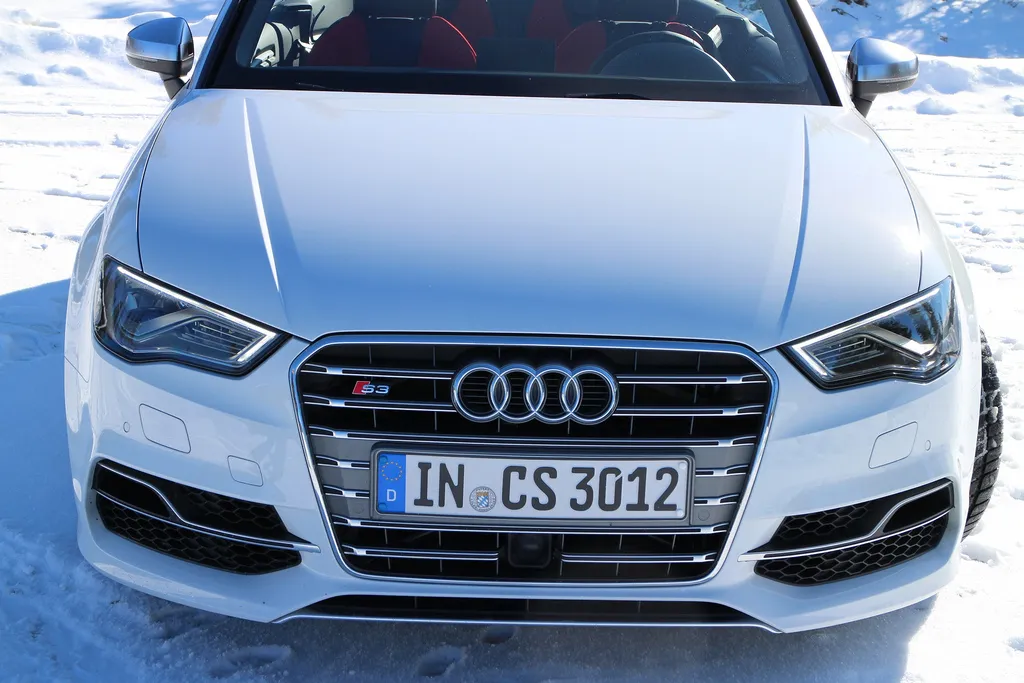 Audi S3 2.0 2014 photo - 12