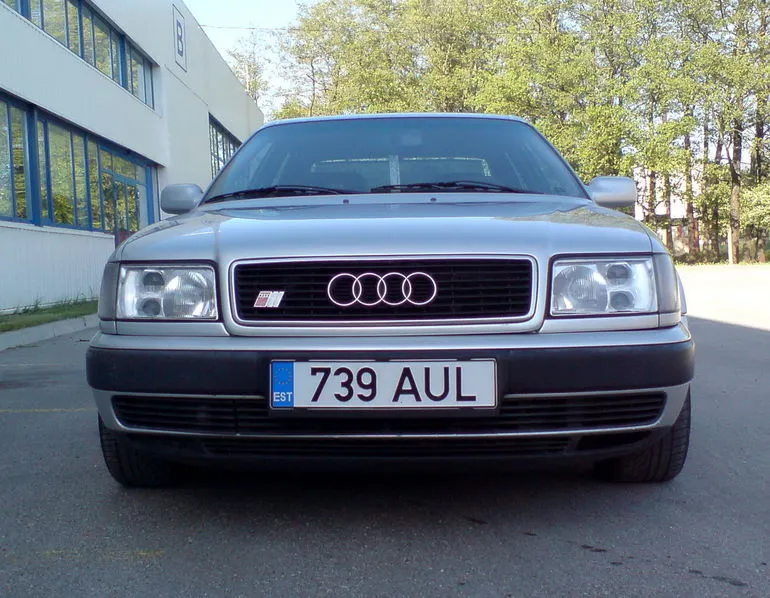 Audi S4 2.2 1992 photo - 9