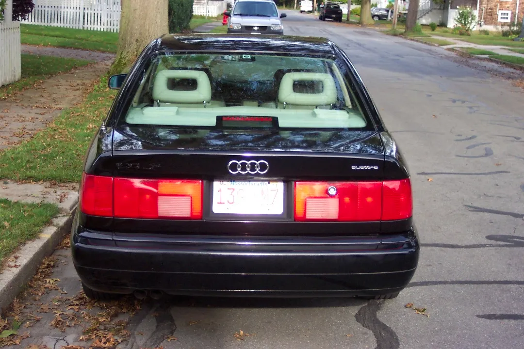 Audi S4 4.2 1991 photo - 11