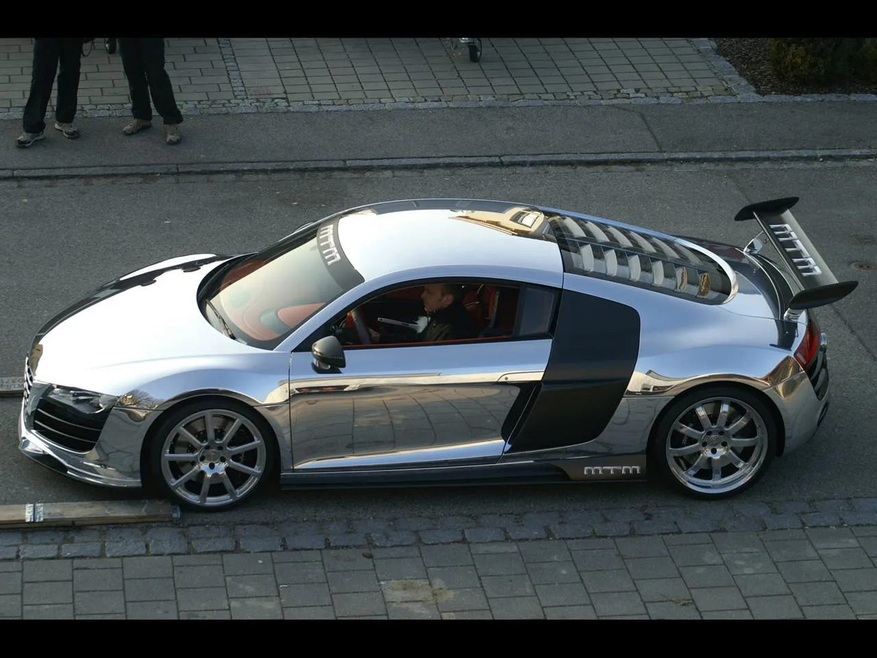Audi TT 2.5 2011 photo - 12