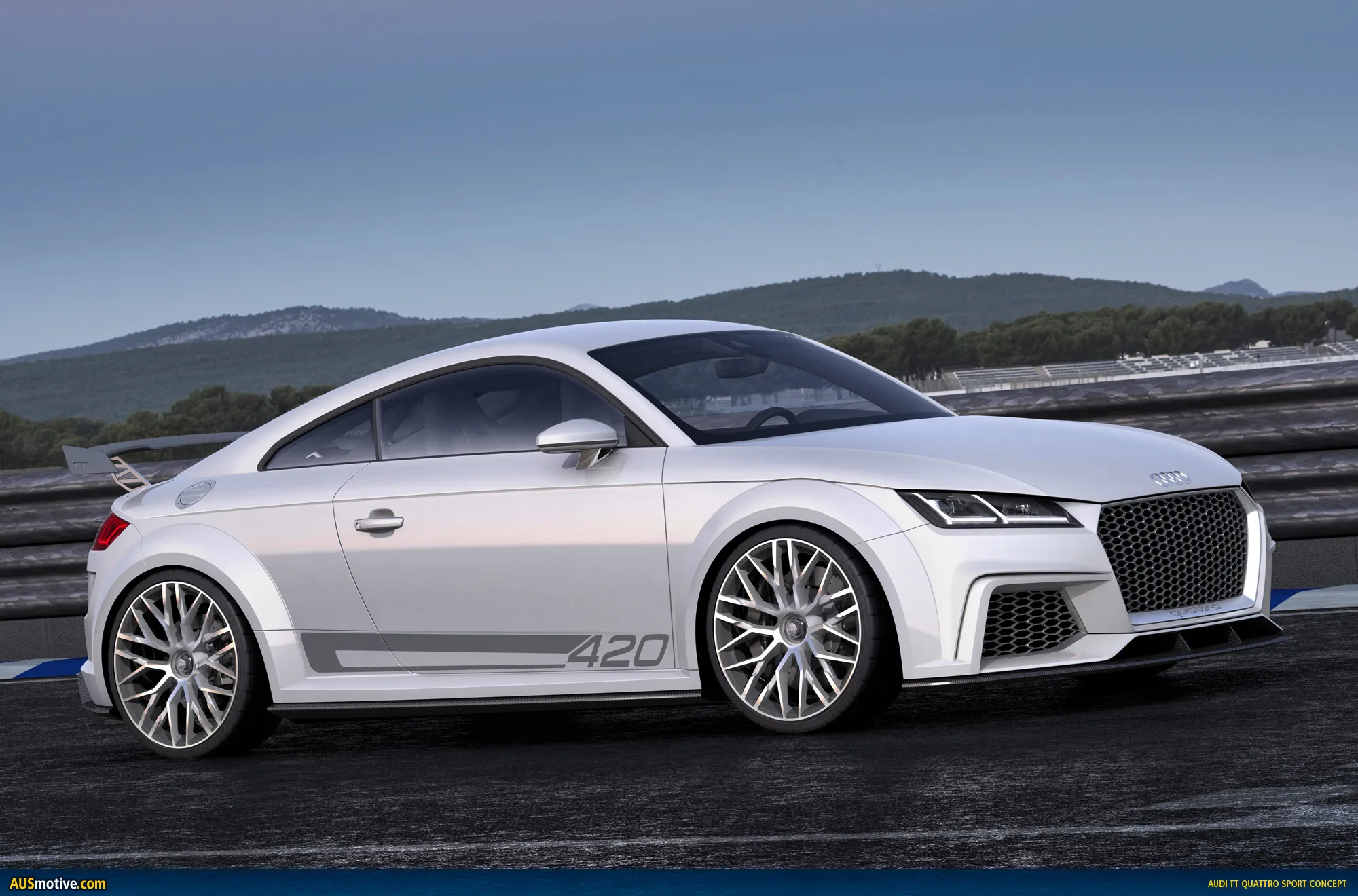 Audi TT 2.5 2014 photo - 10