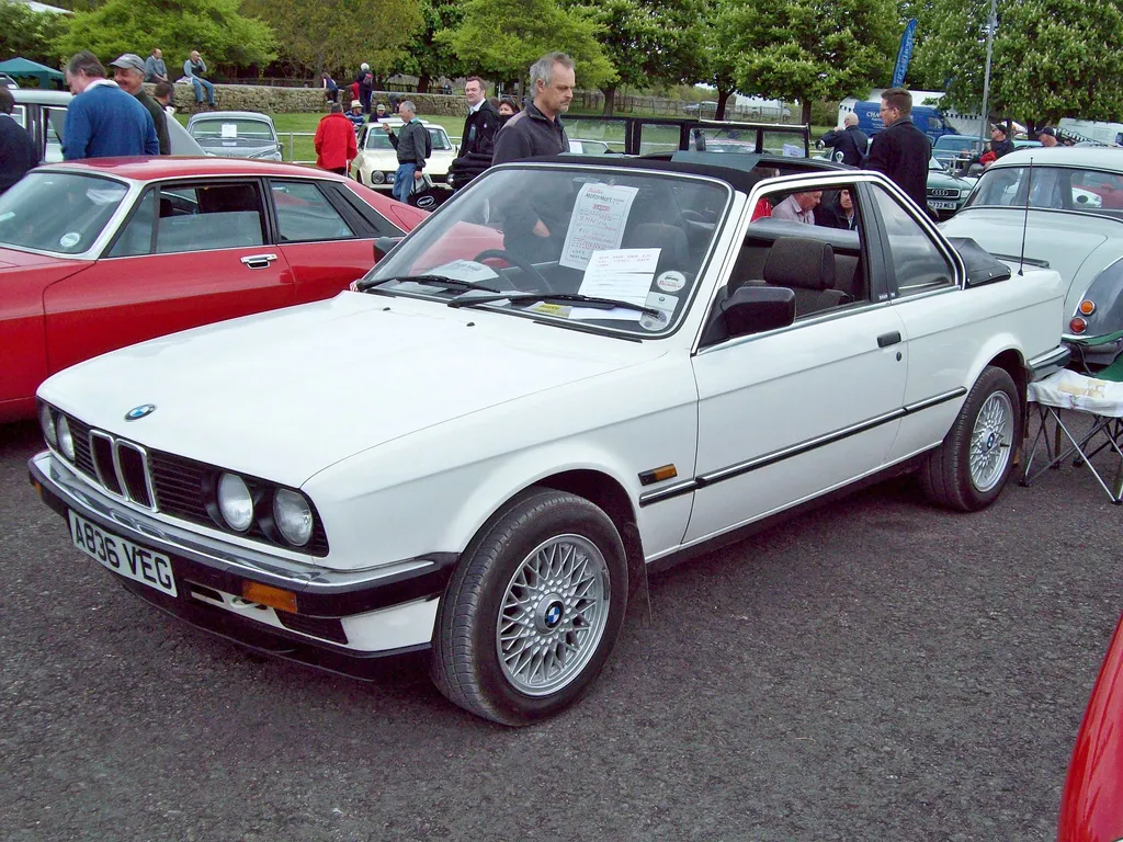 BMW 3 series 316 1984 photo - 4