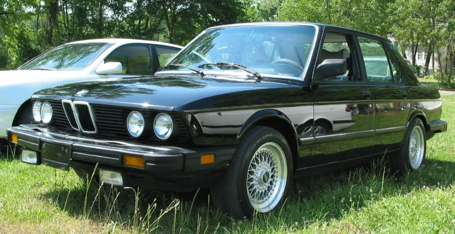 BMW 3 series 316 1985 photo - 1