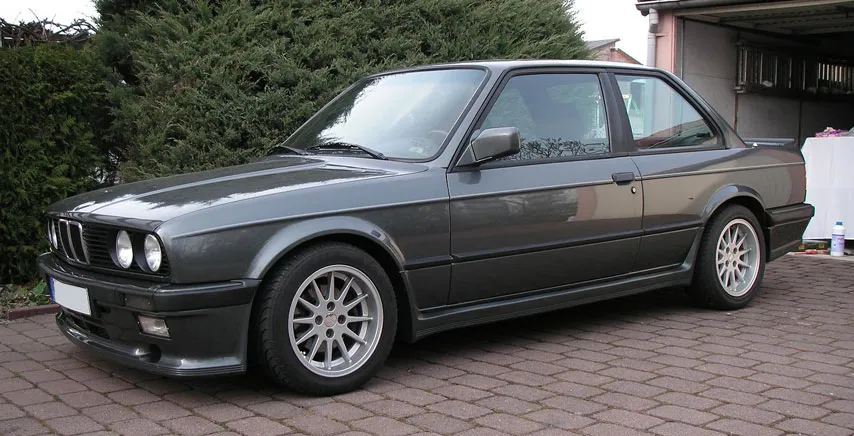 BMW 3 series 316 1988 photo - 9