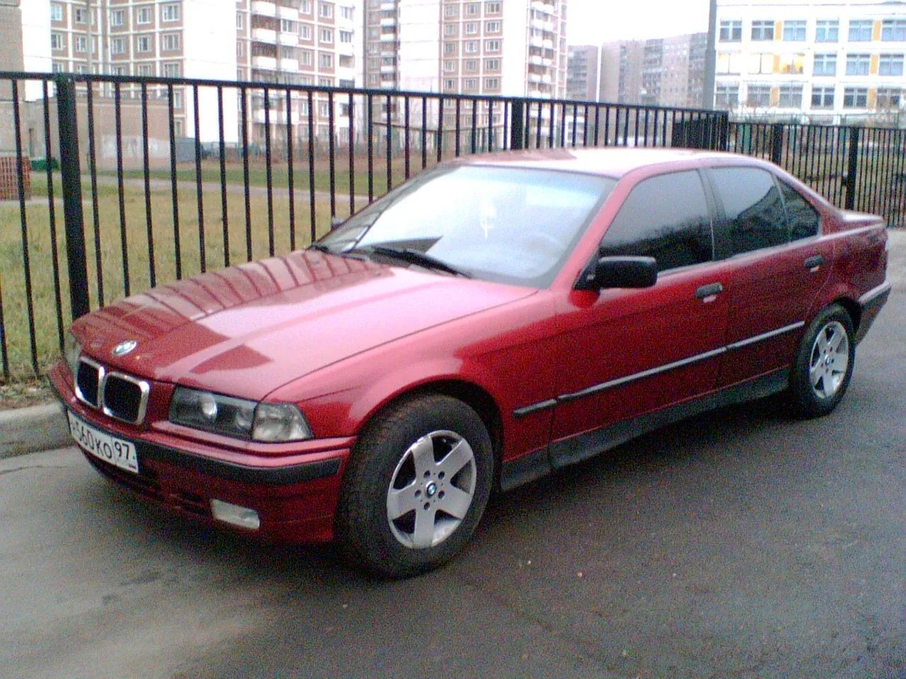 BMW 3 series 316 1992 photo - 3
