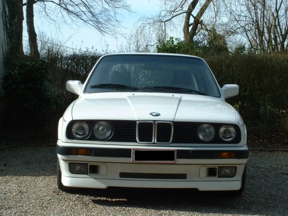 BMW 3 series 316 1992 photo - 8