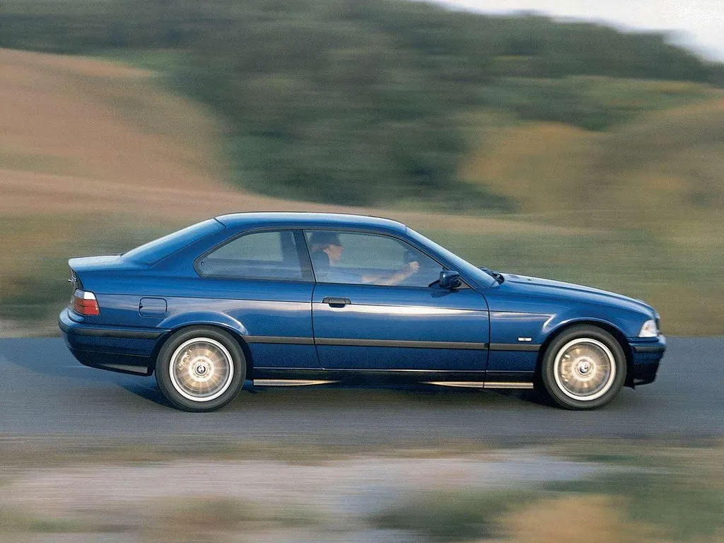 BMW 3 series 316 1993 photo - 12