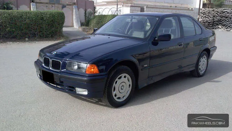 BMW 3 series 316 1993 photo - 2