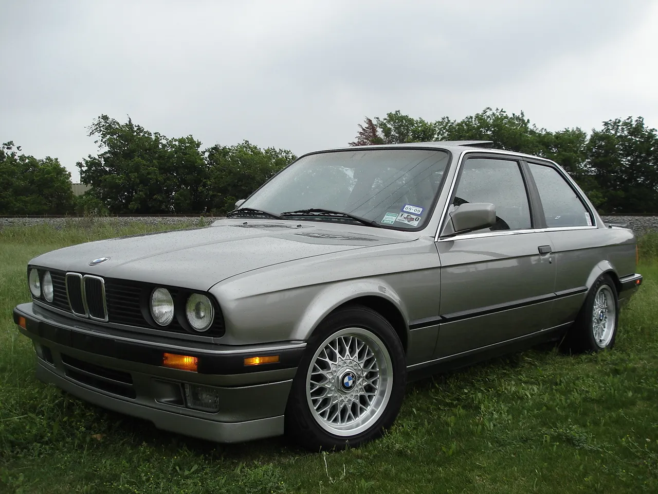 BMW 3 series 316i 1988 photo - 4
