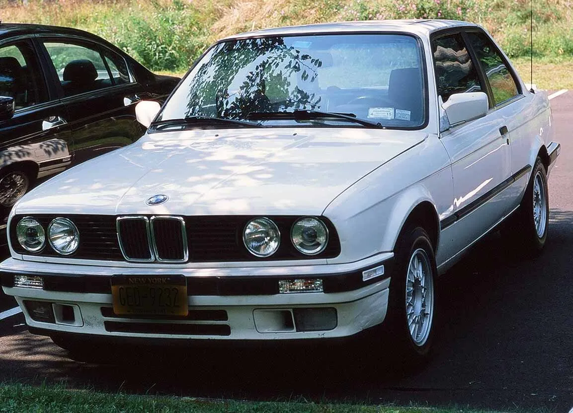 BMW 3 series 316i 1989 photo - 8
