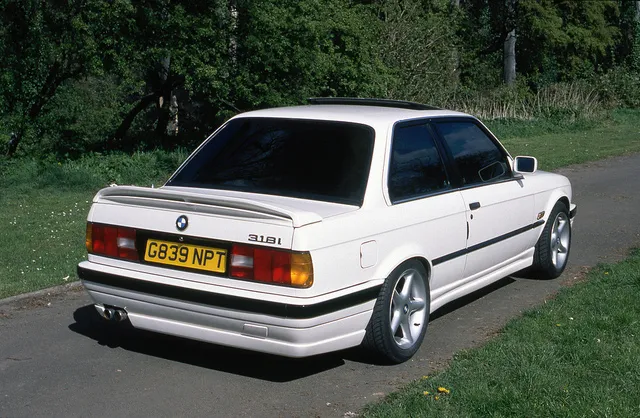 BMW 3 series 316i 1998 photo - 11