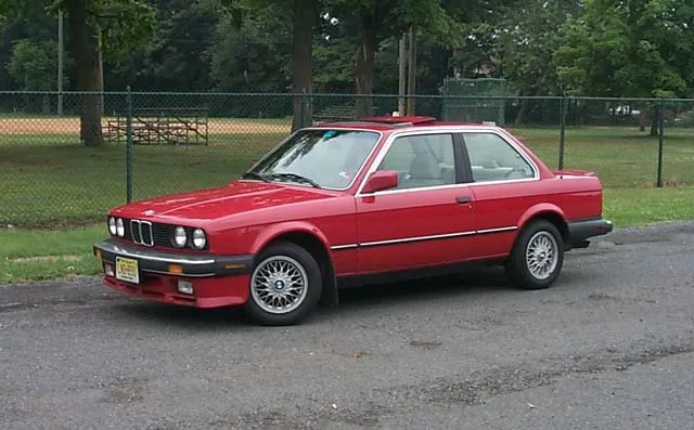 BMW 3 series 318i 1987 photo - 6