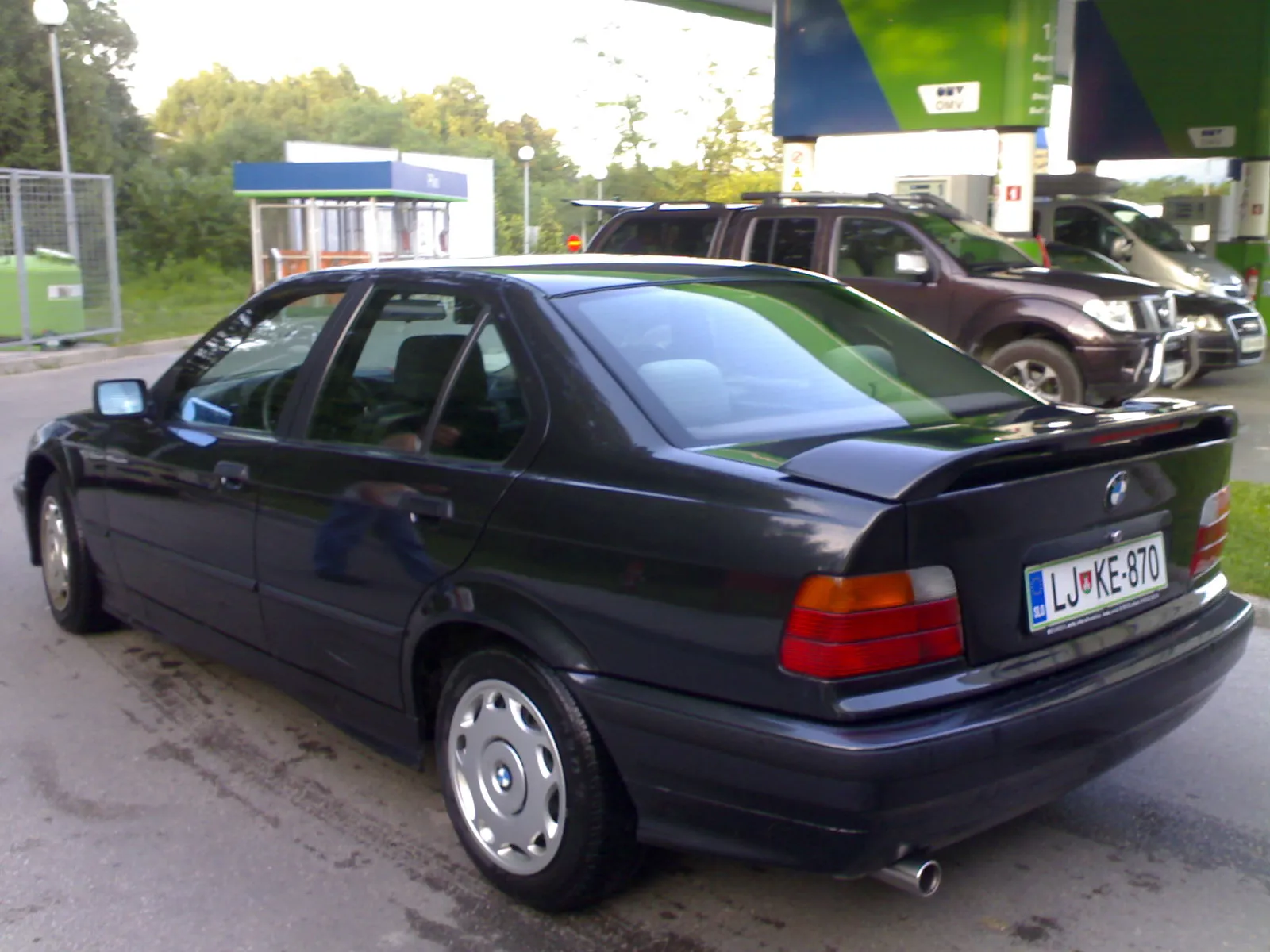 BMW 3 series 318i 1993 photo - 8