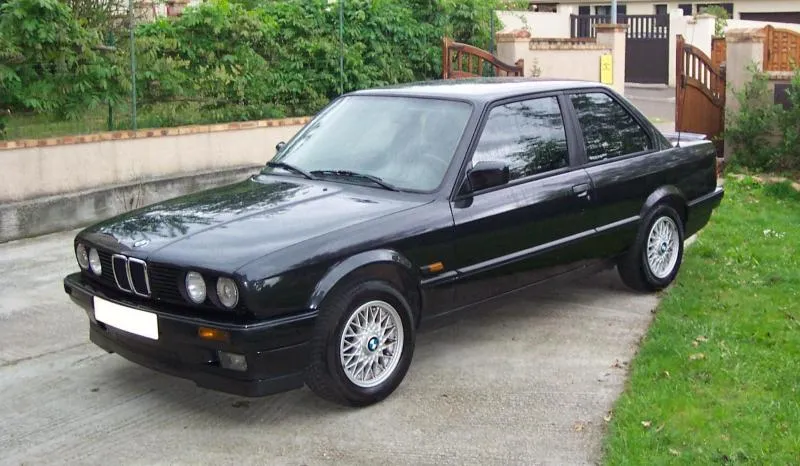 BMW 3 series 318is 1990 photo - 2