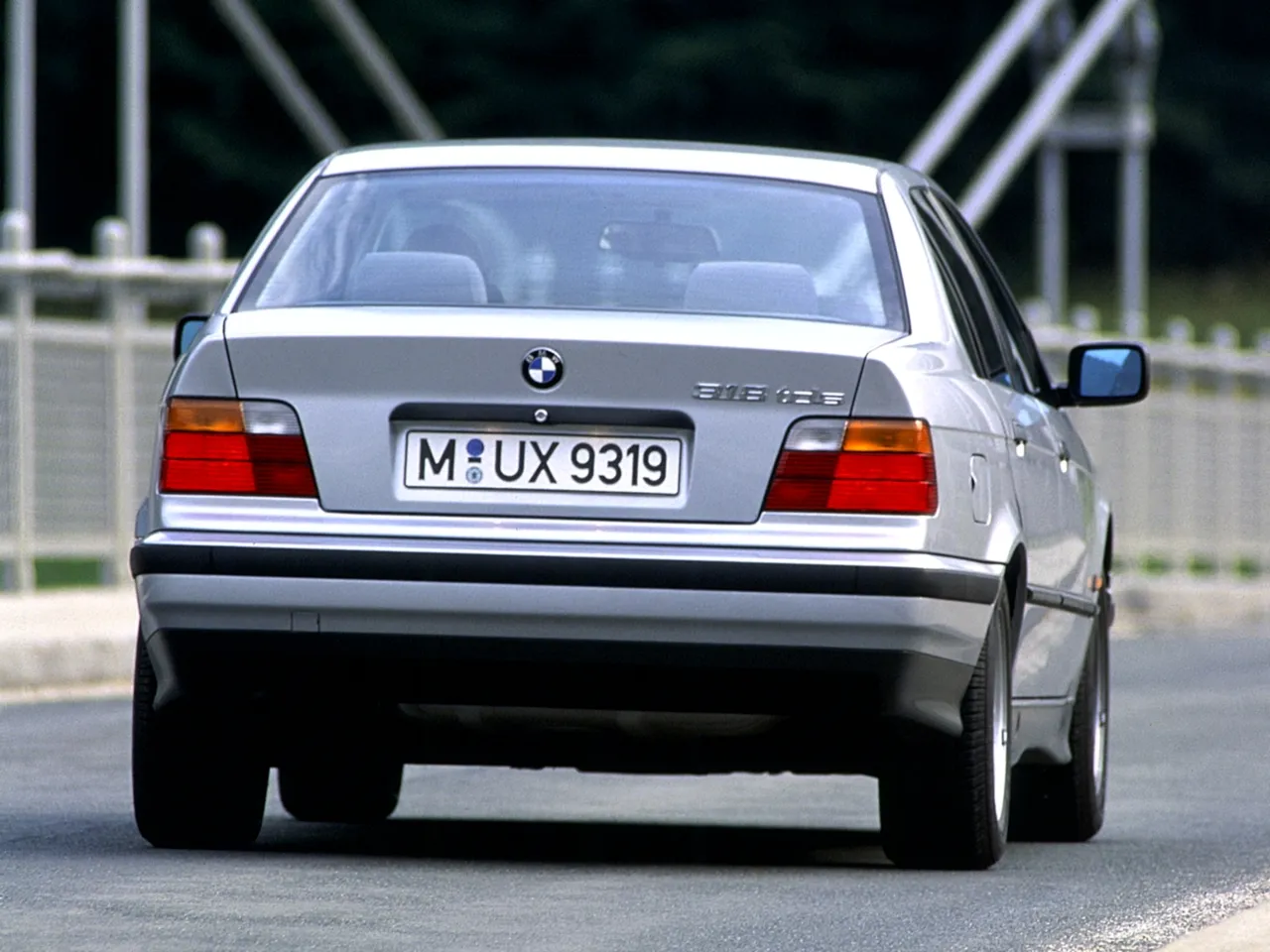 BMW 3 series 318tds 1994 photo - 2