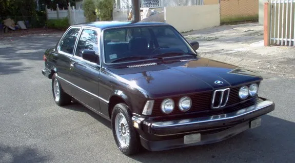 BMW 3 series 320i 1983 photo - 12